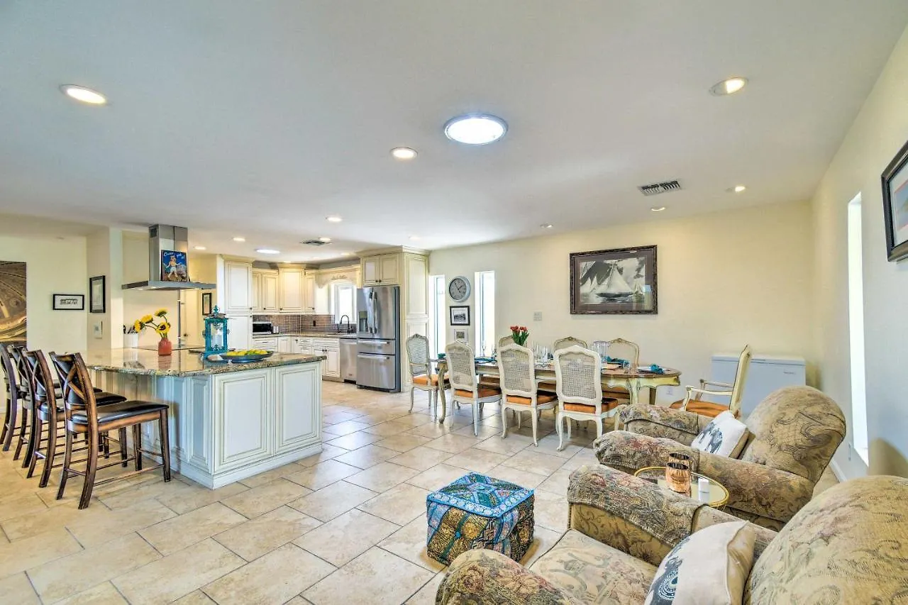 Scottsdale Oasis With Private Pool And Hot Tub! Villa 0*,  USA